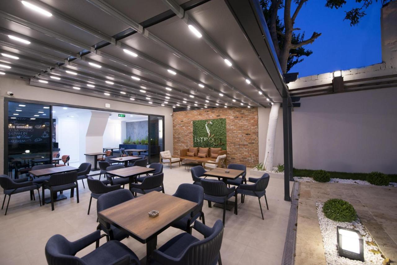 Istport Garden Hotels Arnavutköy エクステリア 写真 The outdoor area of the library