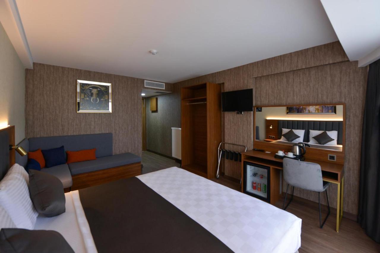 Istport Garden Hotels Arnavutköy エクステリア 写真 A room at the hotel